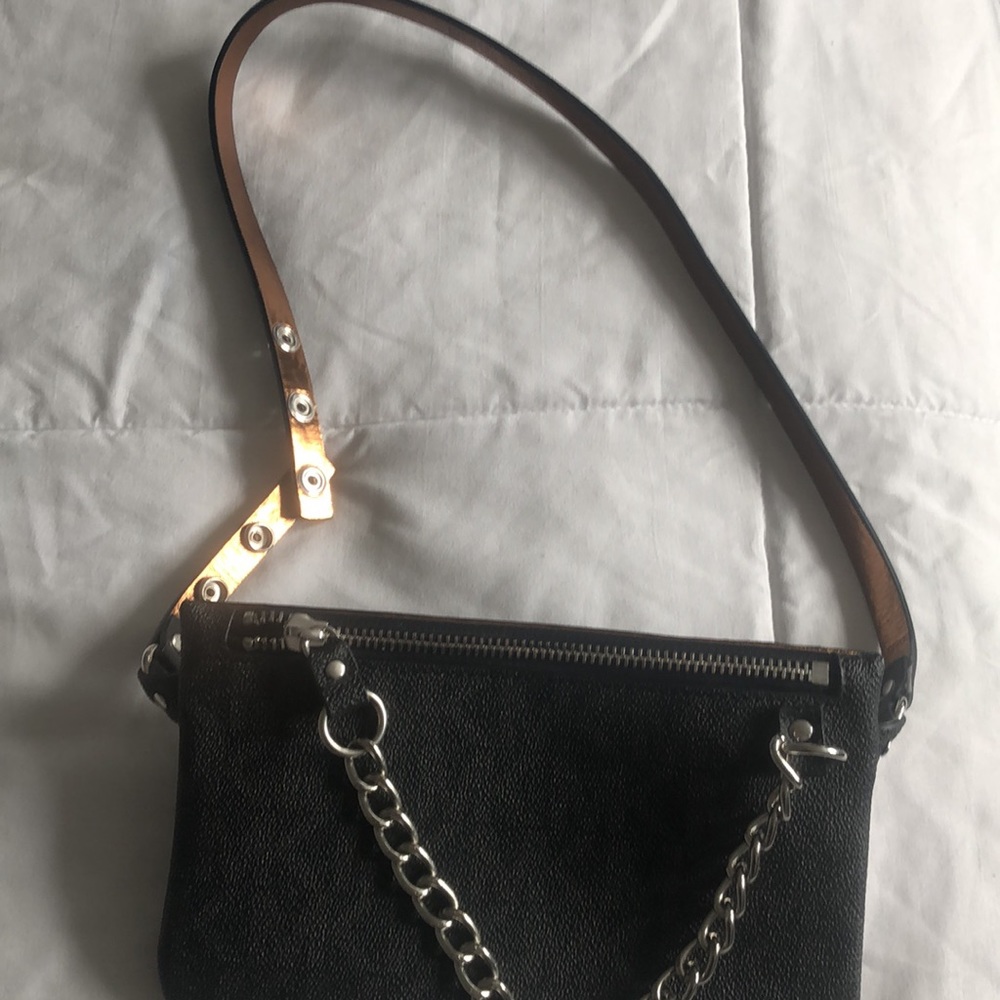 A very cute little Michael Kors bag - Picture 2 of 5